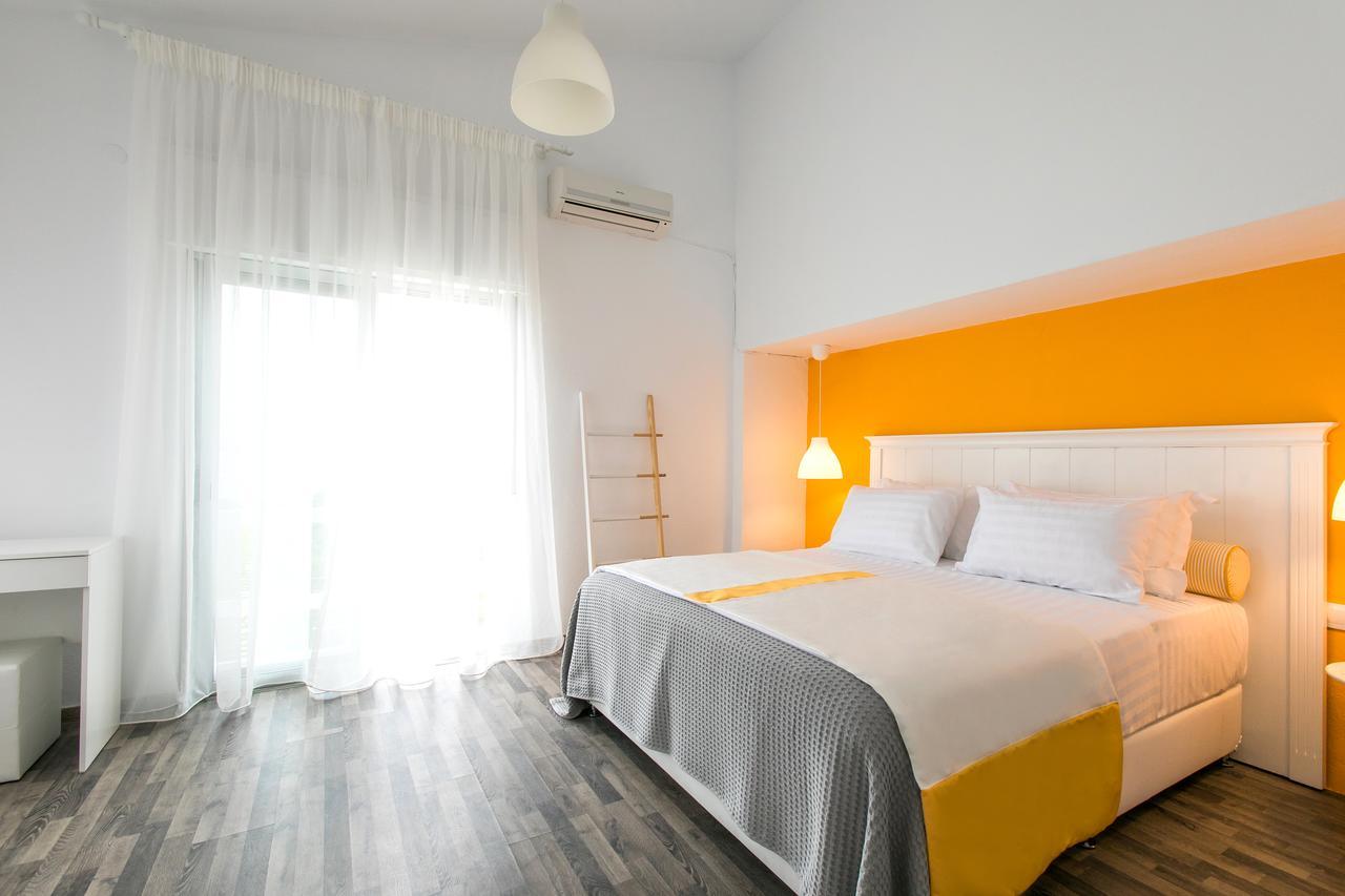 פוליכרונו Hestia Beachfront Villa מראה חיצוני תמונה