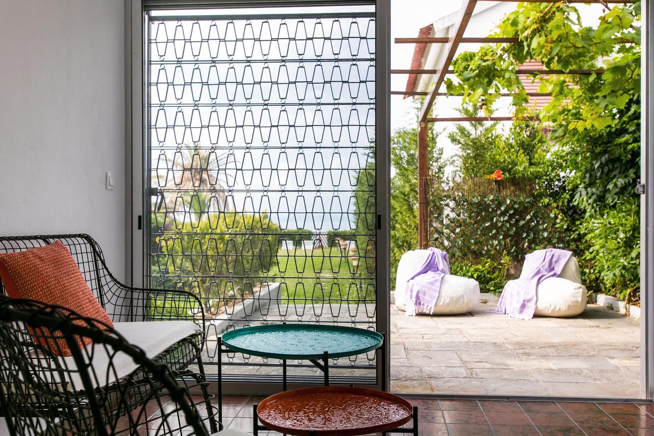 פוליכרונו Hestia Beachfront Villa מראה חיצוני תמונה