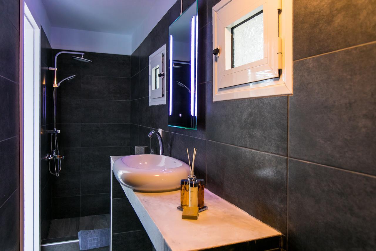 פוליכרונו Hestia Beachfront Villa מראה חיצוני תמונה